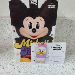 Authentic pop mart , mickey and friends DAISY PLUSH PENDENT